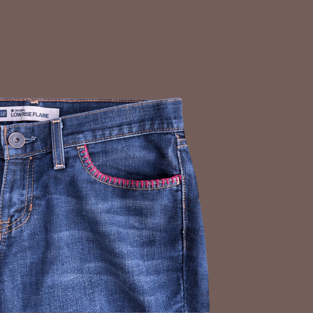 GAP Floral Embroidered Flare Jeans | Size 6 | Y2K Vintage - Picture 7 of 8